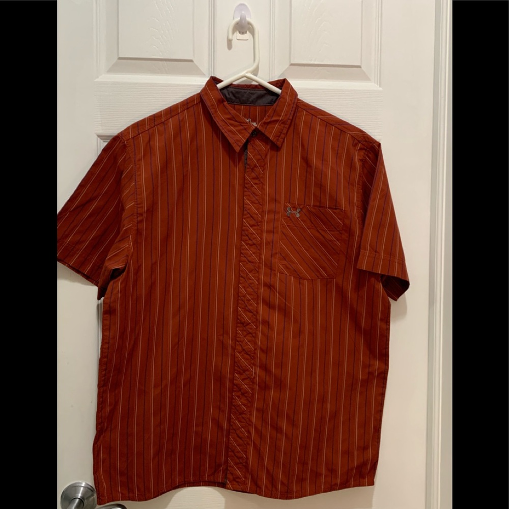 under armour short sleeve for men size LG